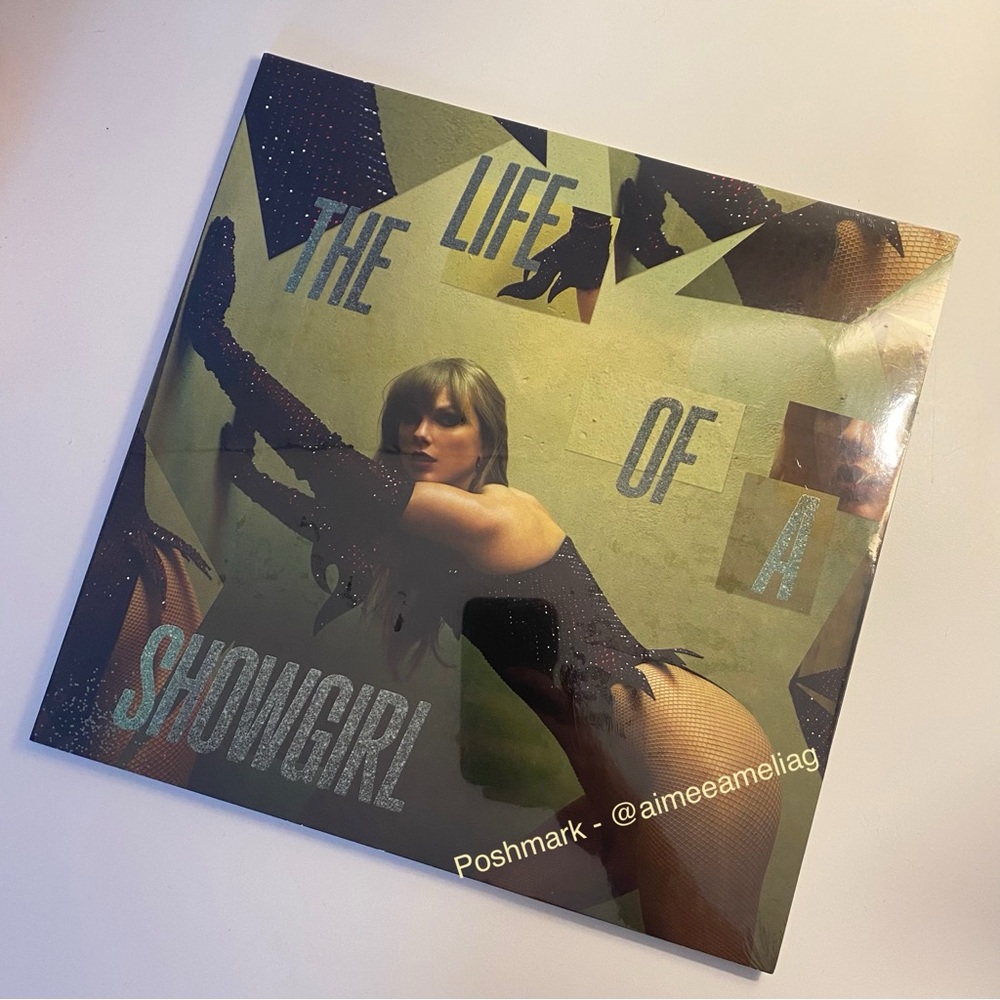 The Life of a Showgirl: The Shiny Bug Edition - Wintergreen & Onyx Marbled Vinyl